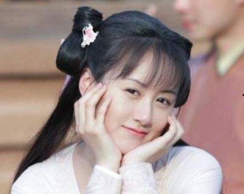 袁冰妍恋情最新爆料,神秘男友身份曝光，甜蜜细节引热议